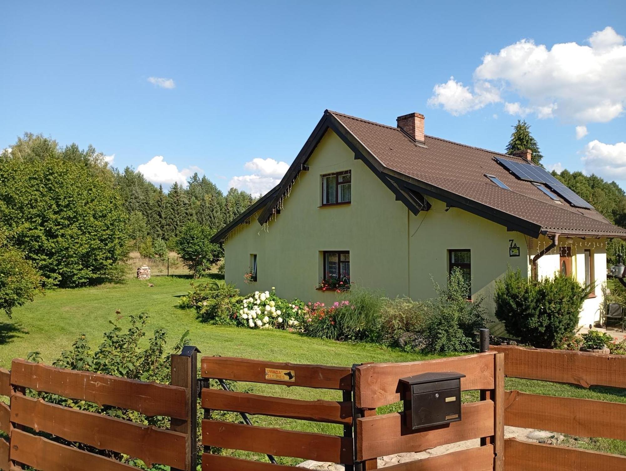 Agroturystyka Osada Lesna 佩茨基 外观 照片
